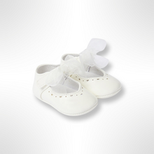 Load image into Gallery viewer, Mayoral Baby Pre Walker Shoes - Cream