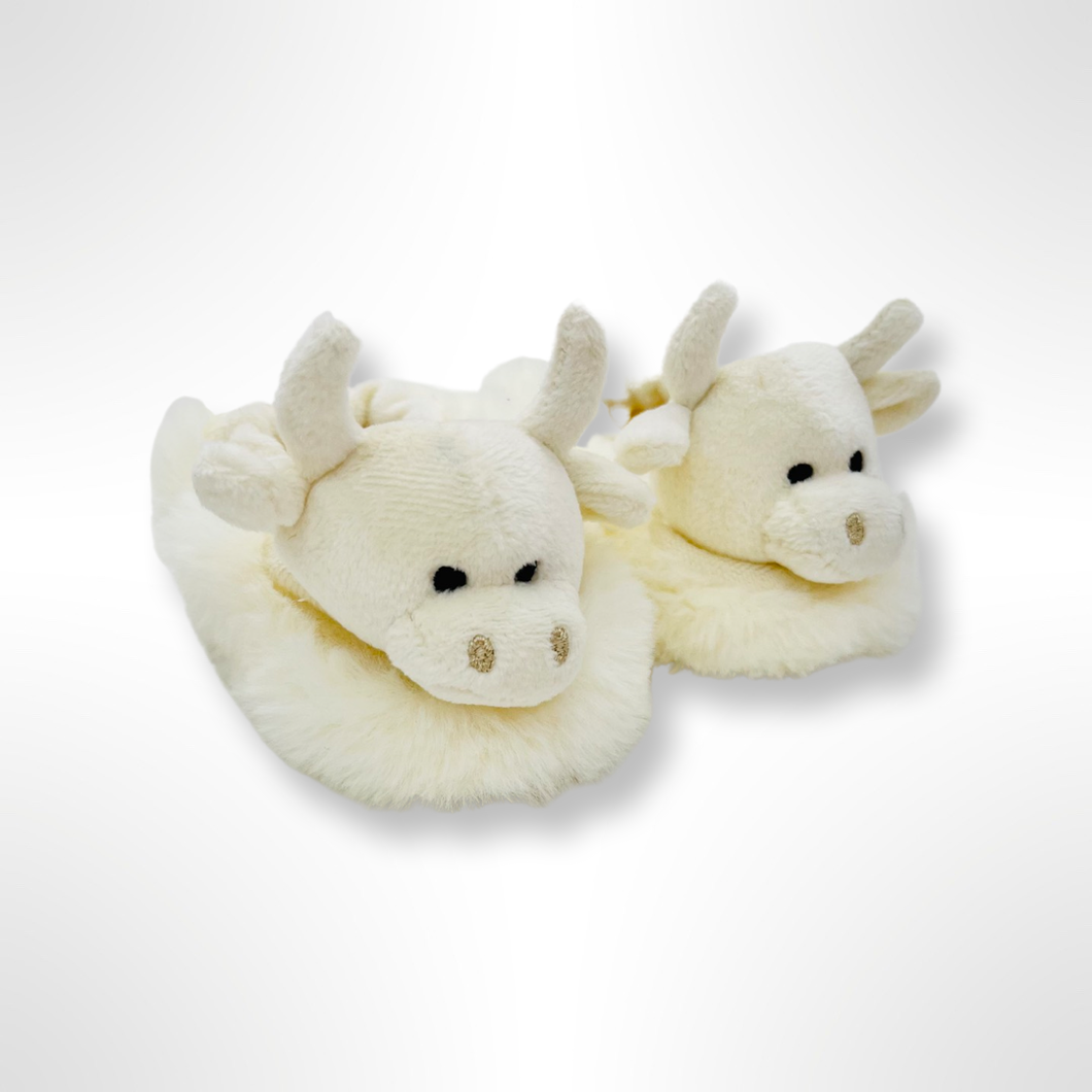 Highland Cow Slippers - Cream